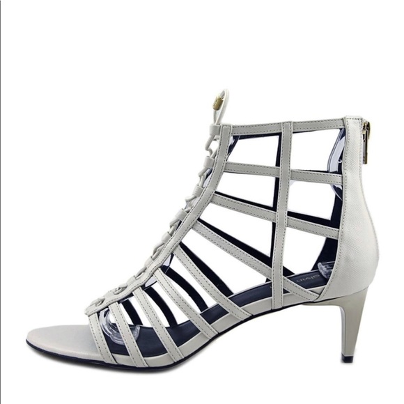 NWTCalvin Klein Neah Mini Saffiano White Pumps - Picture 3 of 6
